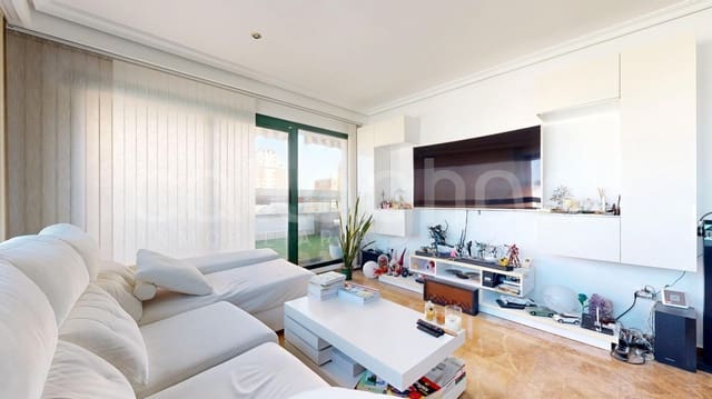 3 bedroom Flat for sale in Mont-Olivet, Valencia city with pool - € 725,000 (Ref: 9152380)