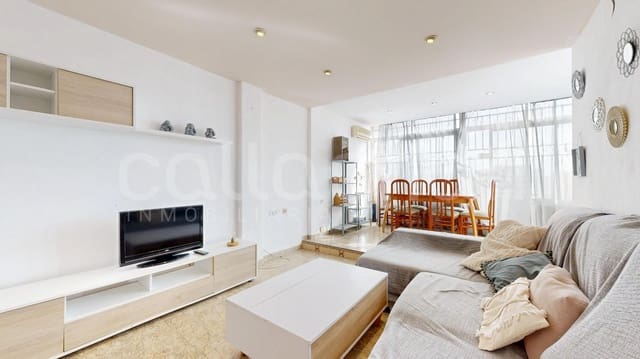 2 soveværelse Penthouse til leje i La Gran Via, Valencia by - € 1.300 (Ref: 9154282)