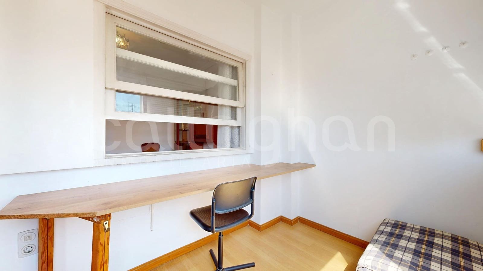 Appartement de 4 chambres à louer à Valence ville - 2 100 € (Ref: 9154283)