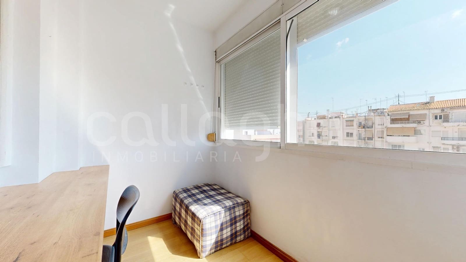 Appartement de 4 chambres à louer à Valence ville - 2 100 € (Ref: 9154283)