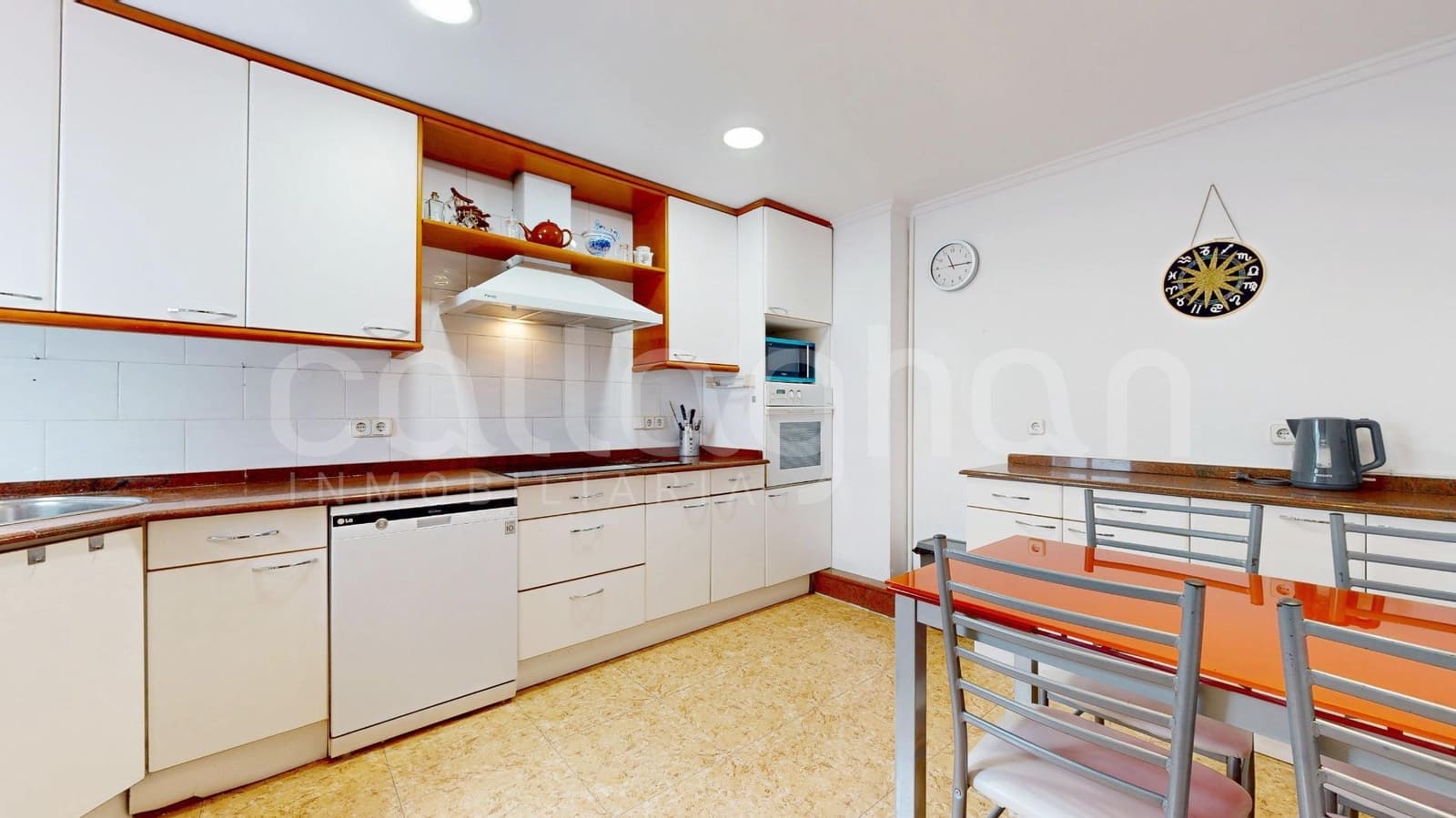 Appartement de 4 chambres à louer à Valence ville - 2 100 € (Ref: 9154283)
