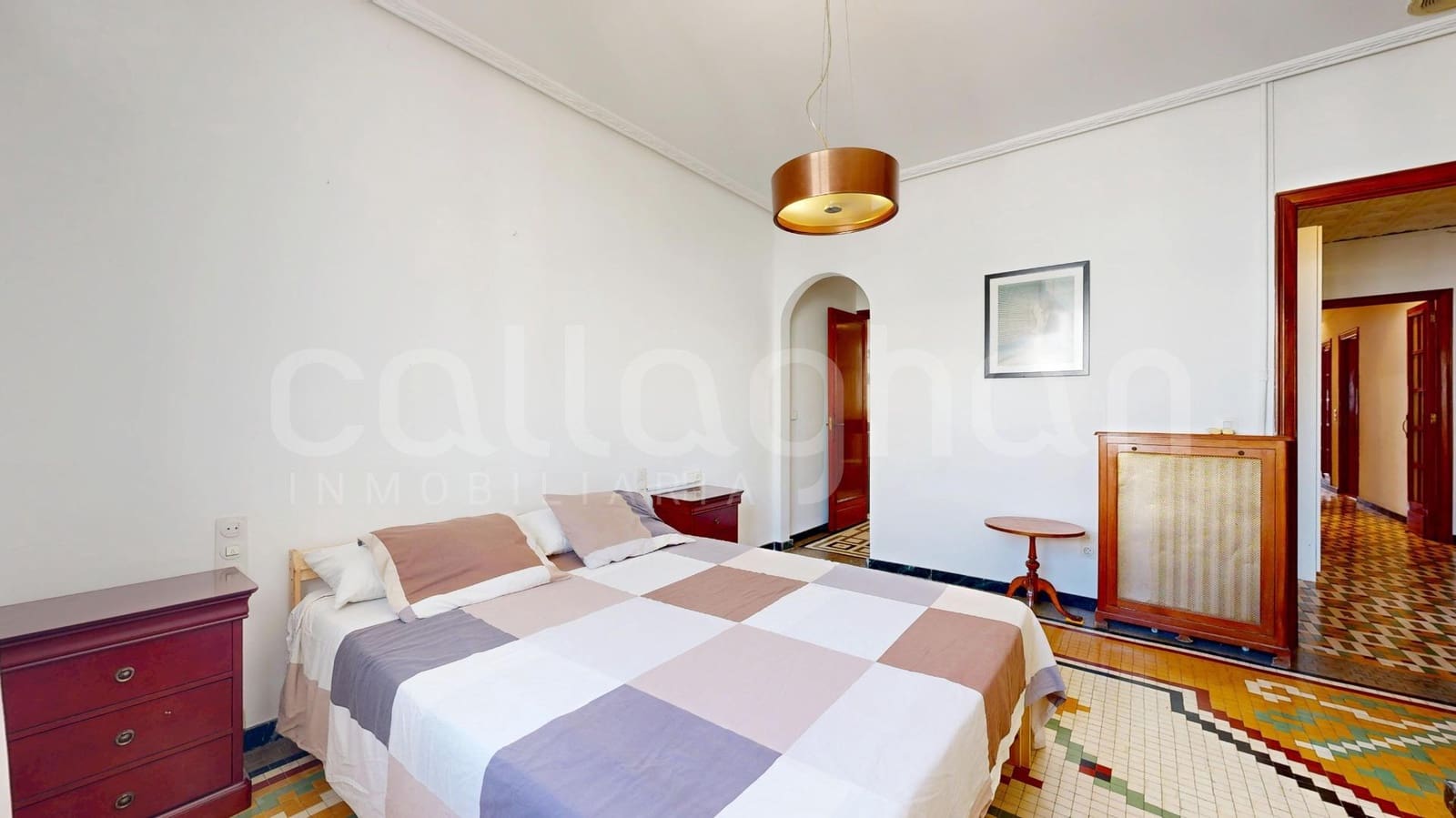 Appartement de 4 chambres à louer à Valence ville - 2 100 € (Ref: 9154283)