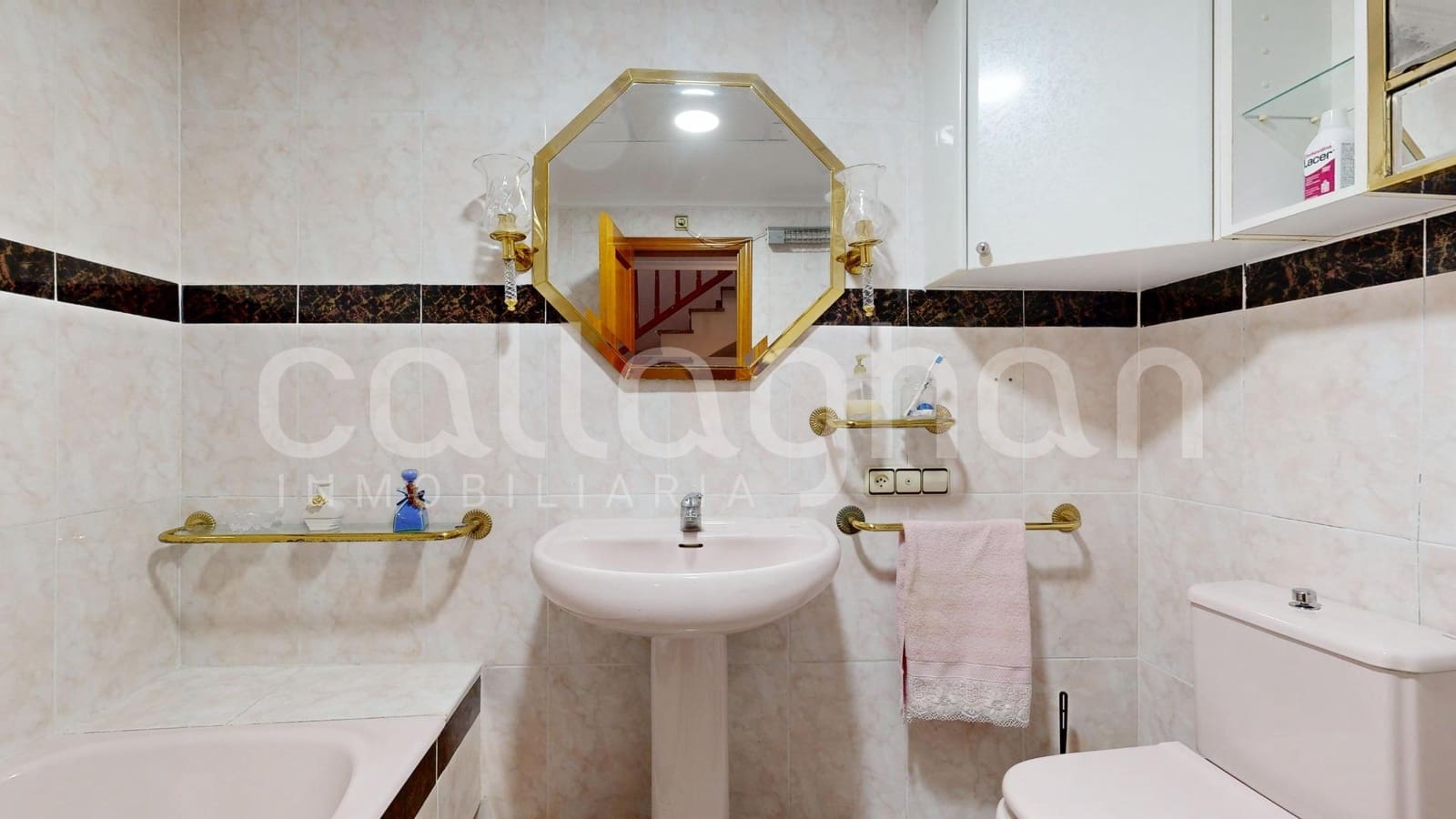 4 bedroom Terraced Villa for sale in Benetusser with garage - € 450,000 (Ref: 9159640)