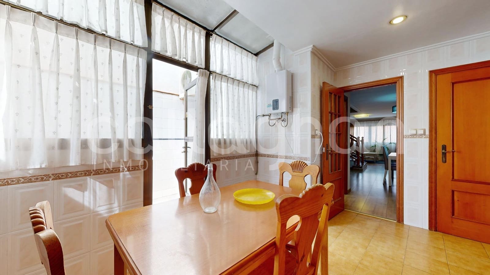 4 bedroom Terraced Villa for sale in Benetusser with garage - € 450,000 (Ref: 9159640)