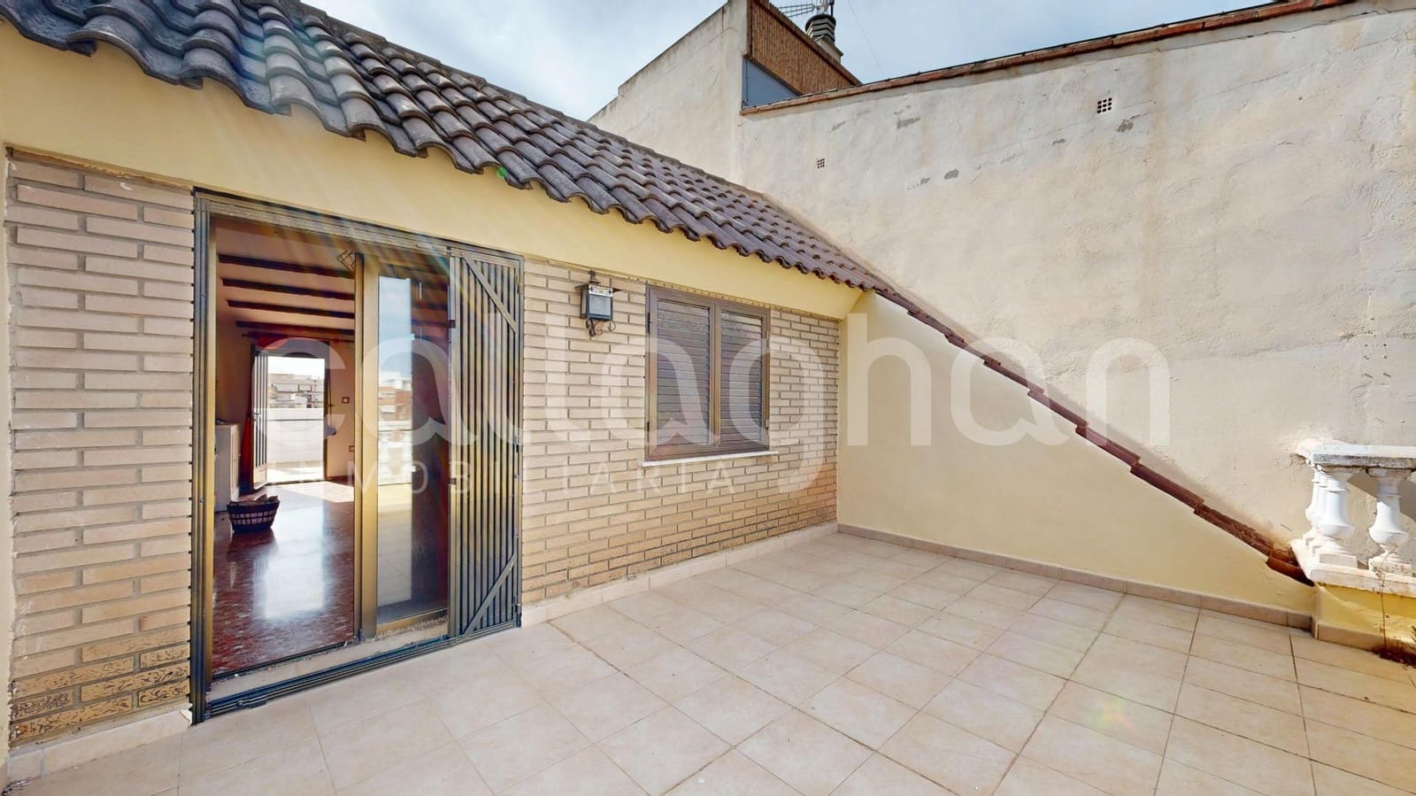 4 bedroom Terraced Villa for sale in Benetusser with garage - € 450,000 (Ref: 9159640)