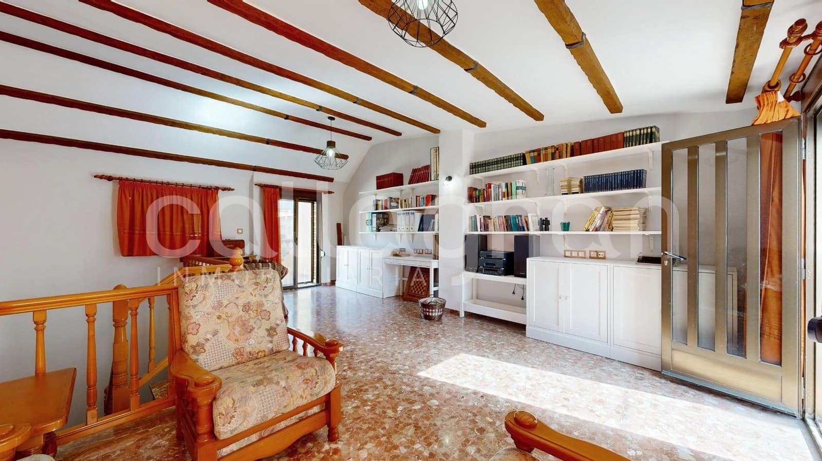 4 bedroom Terraced Villa for sale in Benetusser with garage - € 450,000 (Ref: 9159640)