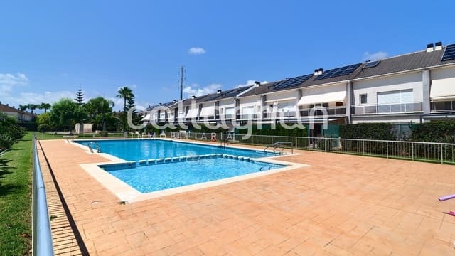 3 soverom Rekkehus til salgs i Gandia med svømmebasseng - € 430 000 (Ref: 9162414)