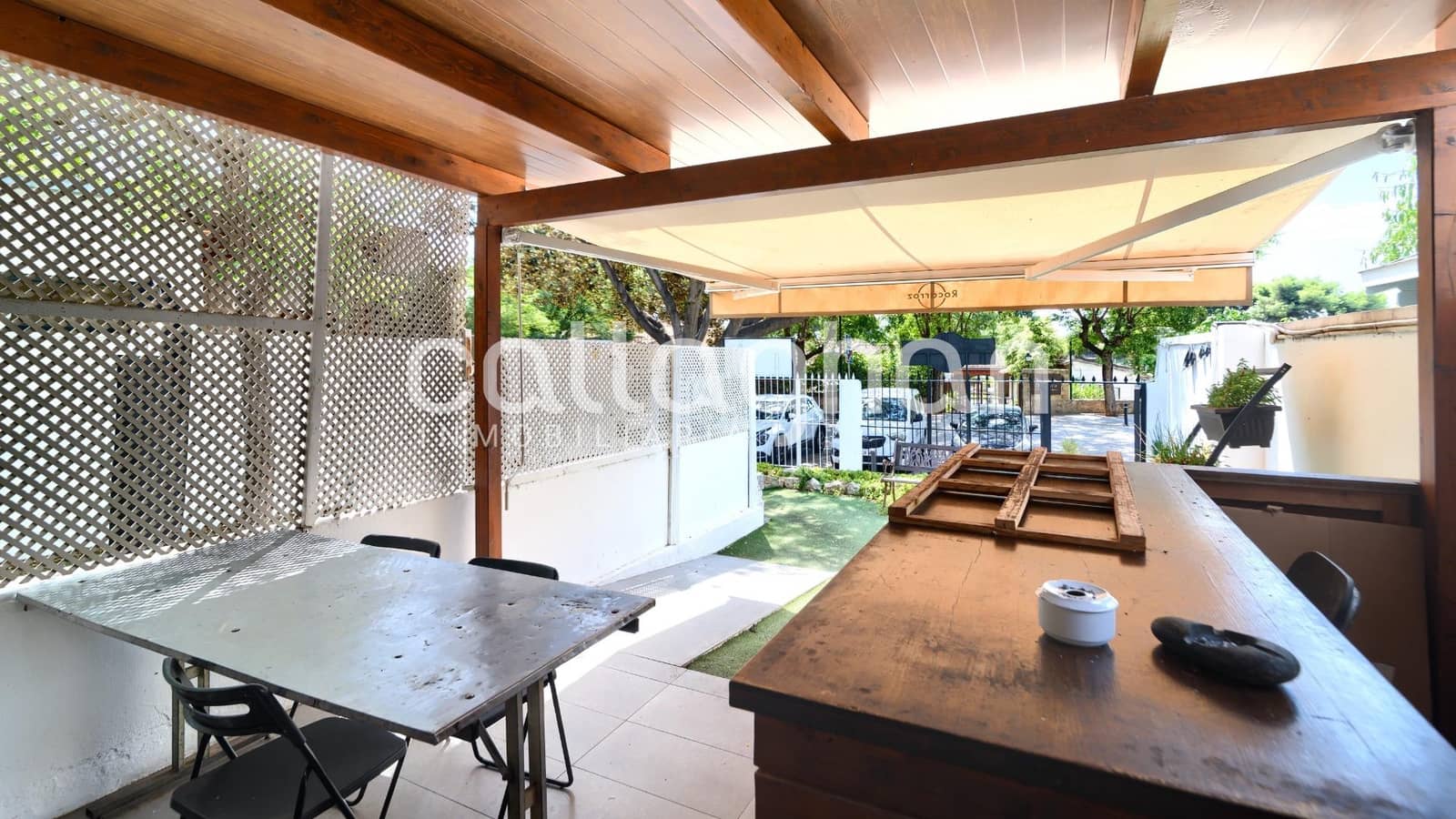 Comercial para venda em Rocafort - 230 000 € (Ref: 9165936)