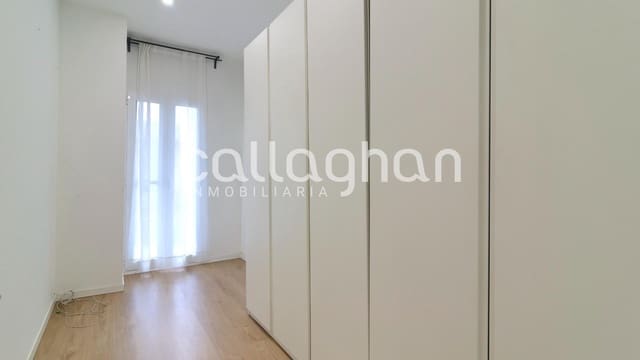 3 soverom Leilighet til salgs i Castellar-L'Oliveral, Valencia by med garasje - € 260 000 (Ref: 9165938)