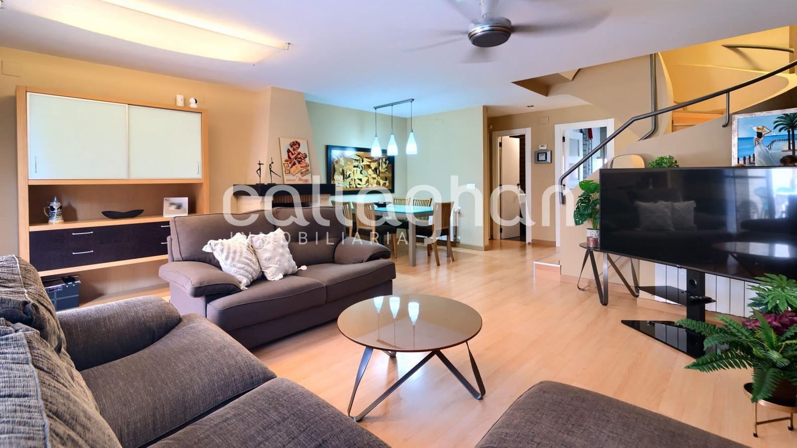 5 soveværelse Rækkehus til salg i Paterna med swimmingpool garage - € 400.000 (Ref: 9176571)