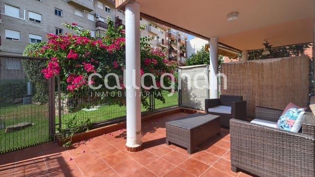 Adosado de 5 habitaciones en El Alborgí, Paterna en venta con piscina garaje - 400.000 € (Ref: 9176571)