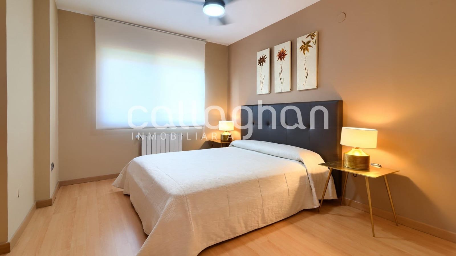 5 soveværelse Rækkehus til salg i Paterna med swimmingpool garage - € 400.000 (Ref: 9176571)