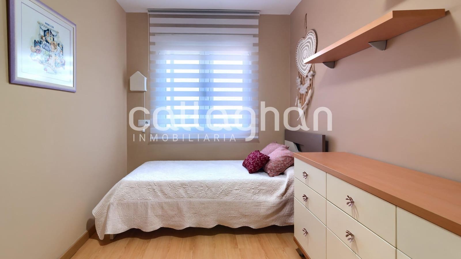 5 soveværelse Rækkehus til salg i Paterna med swimmingpool garage - € 400.000 (Ref: 9176571)