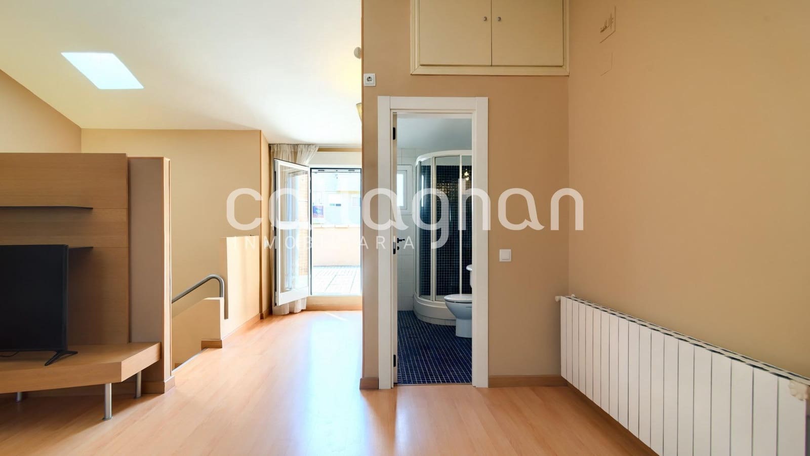 5 soveværelse Rækkehus til salg i Paterna med swimmingpool garage - € 400.000 (Ref: 9176571)