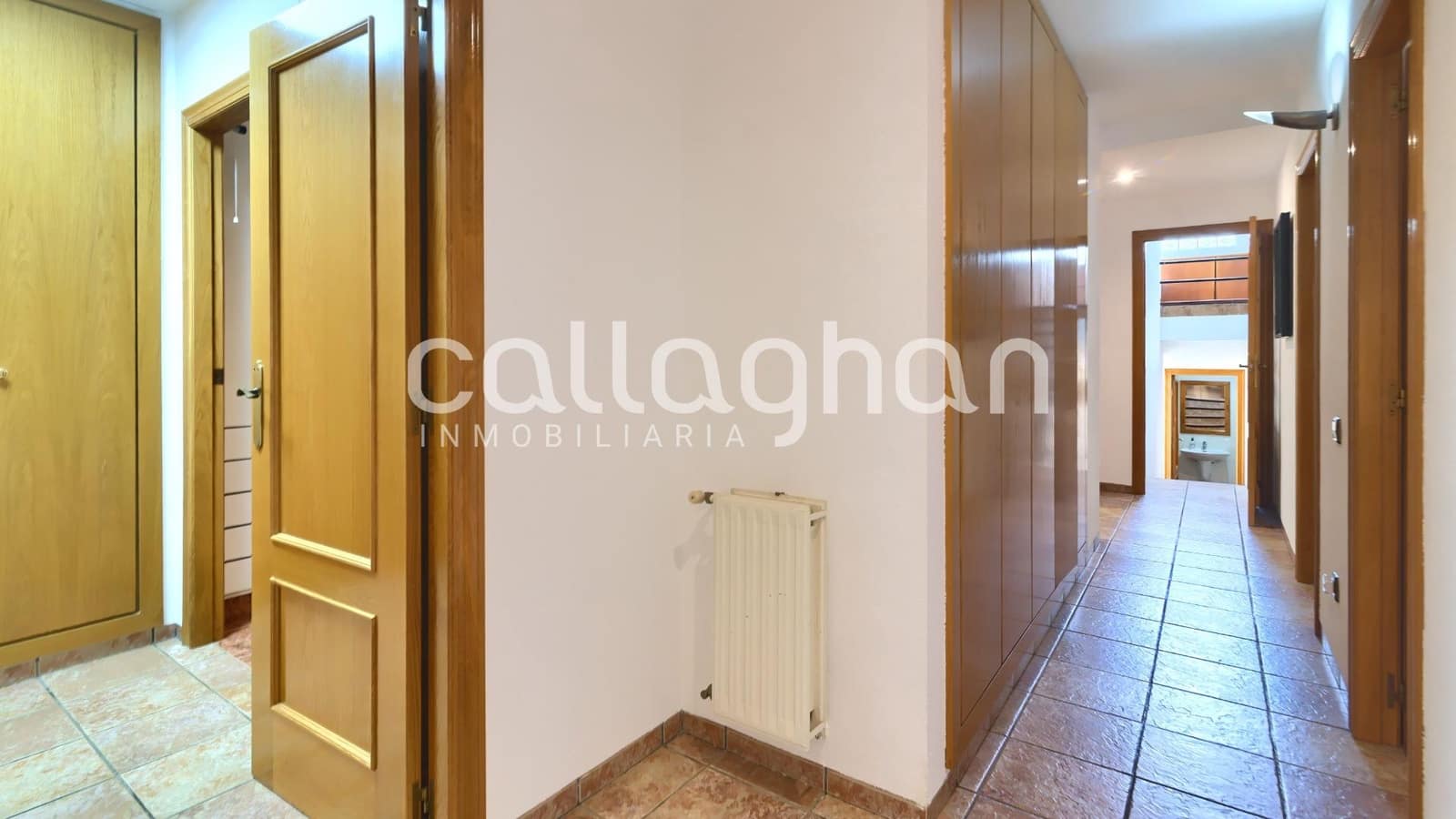 5 sypialnia Willa na sprzedaż w Betera z basenem garażem - 639 000 € (Ref: 9176572)