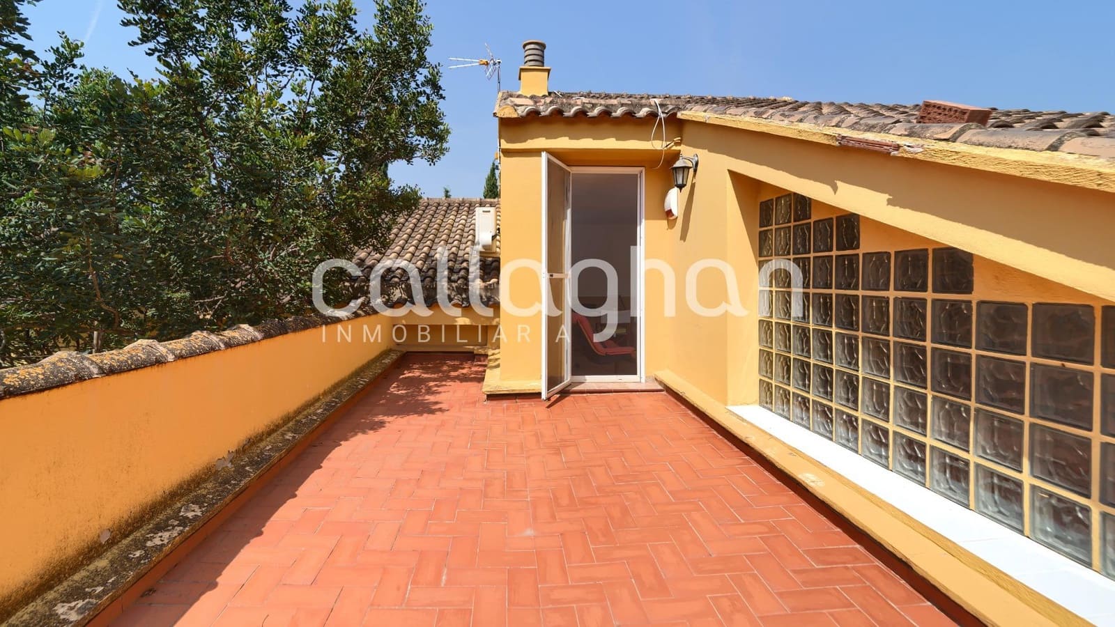 5 sypialnia Willa na sprzedaż w Betera z basenem garażem - 639 000 € (Ref: 9176572)