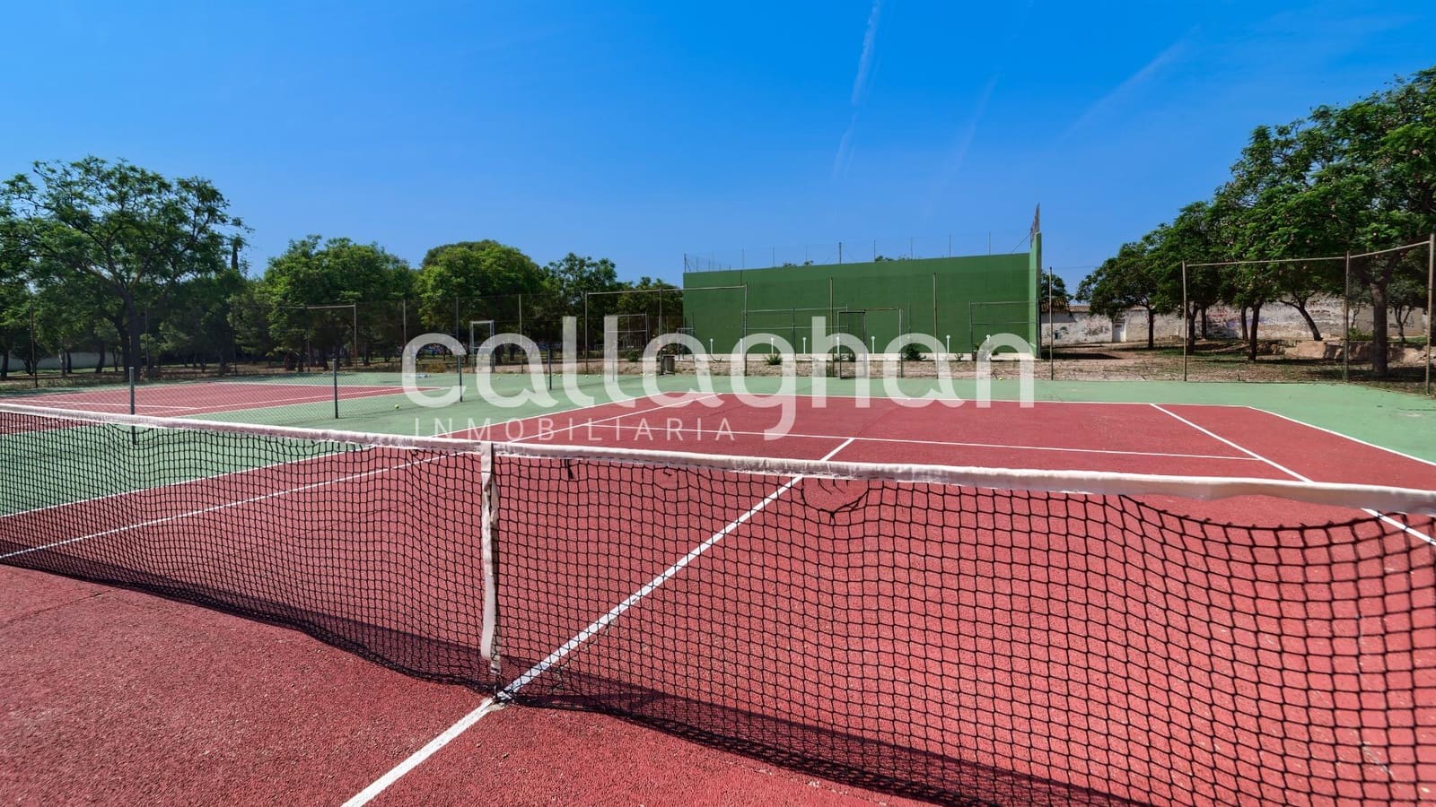 5 sypialnia Willa na sprzedaż w Betera z basenem garażem - 639 000 € (Ref: 9176572)