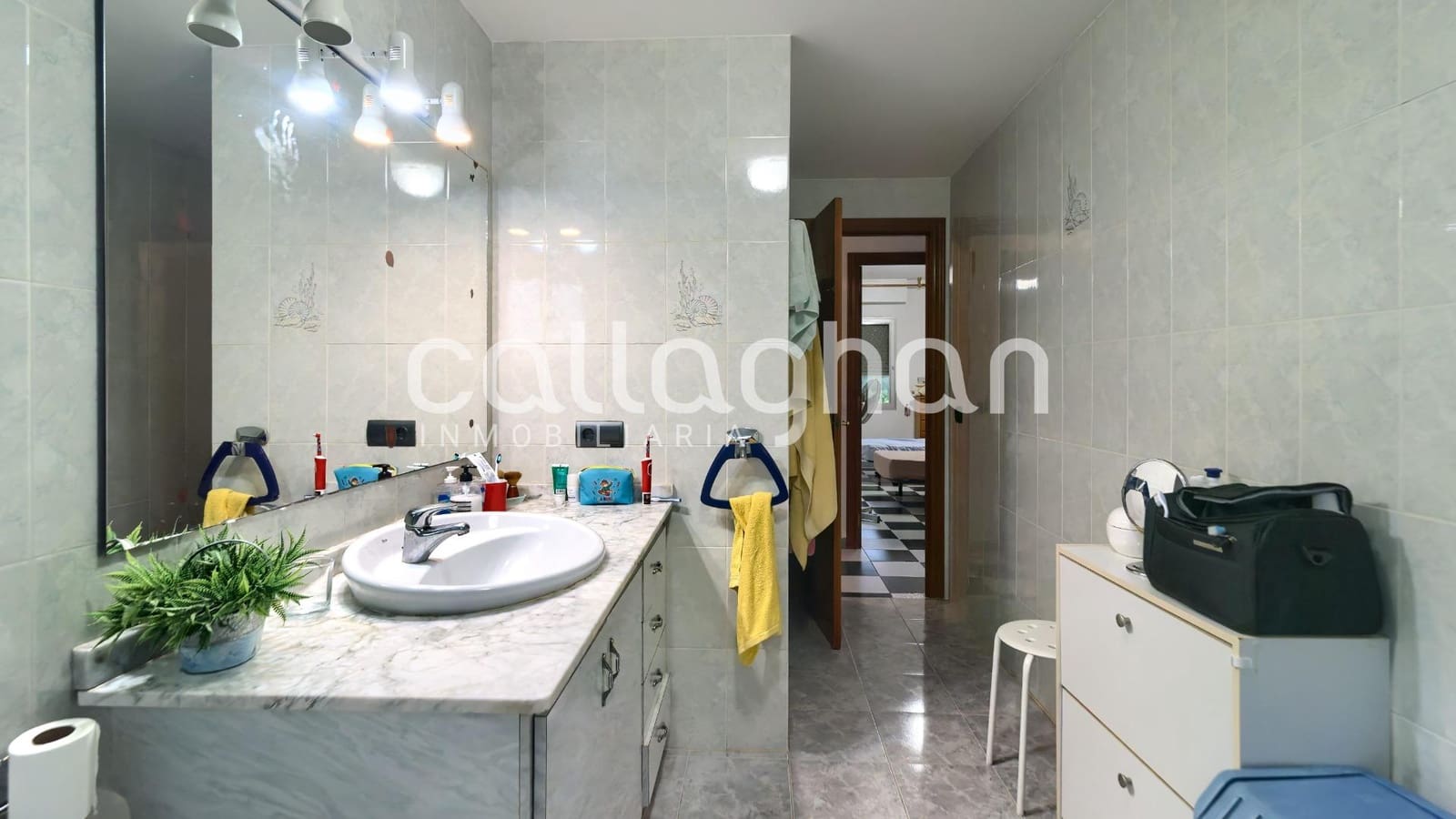 5 bedroom Villa for sale in Alzira with pool garage - € 349,000 (Ref: 9183815)