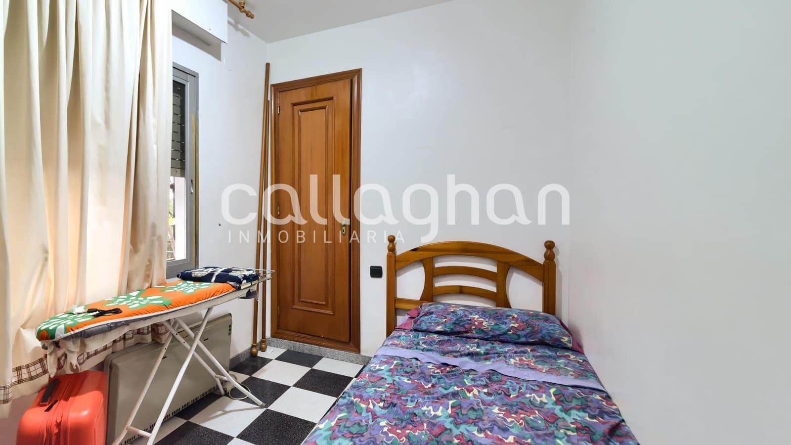 5 bedroom Villa for sale in Alzira with pool garage - € 349,000 (Ref: 9183815)