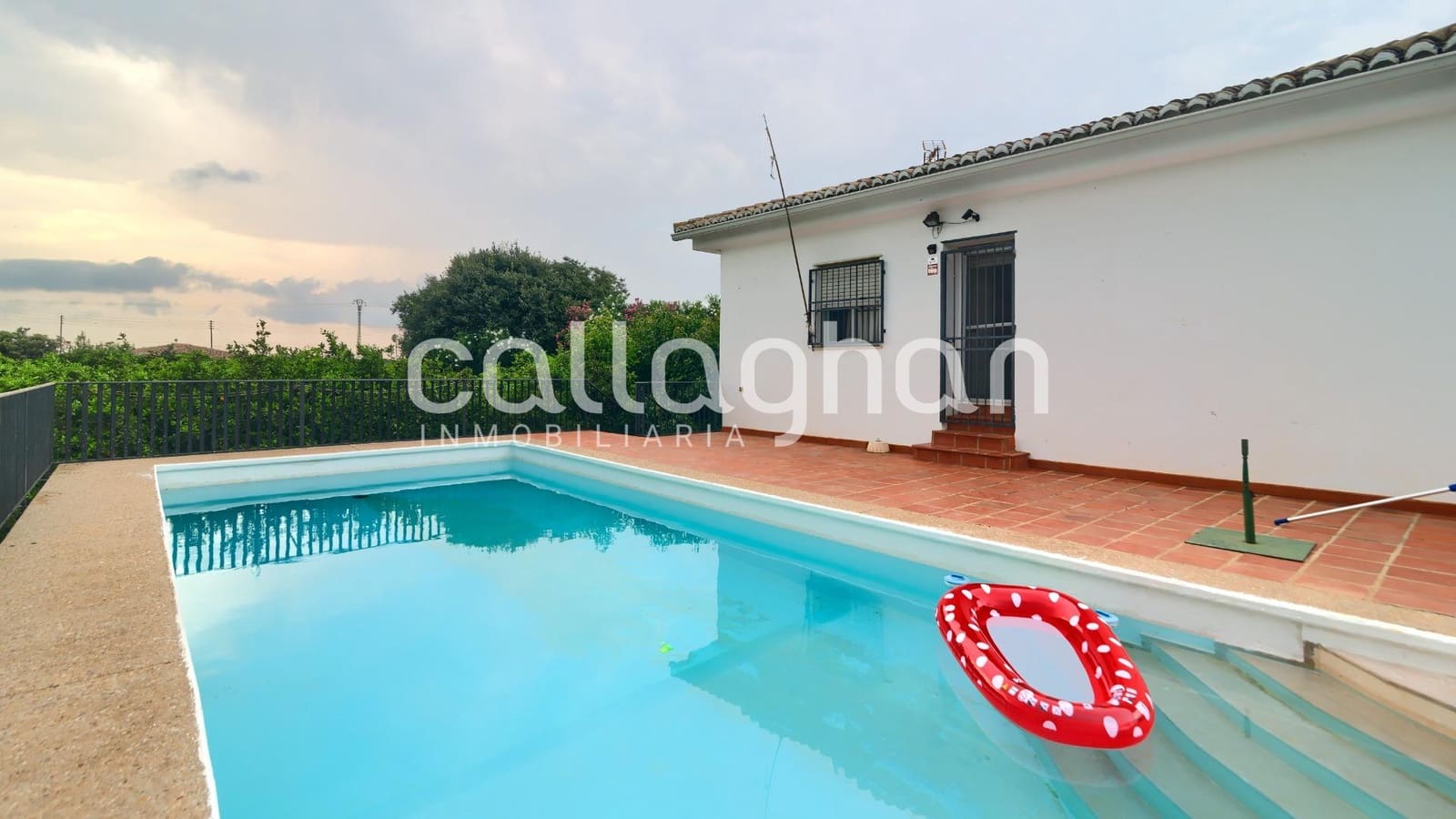5 Zimmer Villa zu verkaufen in Alzira mit Pool Garage - 335.000 € (Ref: 9183815)