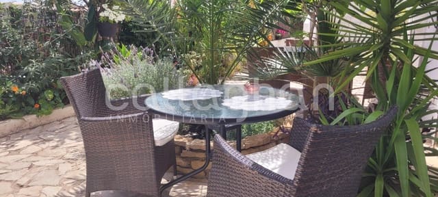 Chalet de 7 habitaciones en Gandia en venta con piscina garaje - 655.000 € (Ref: 9193953)