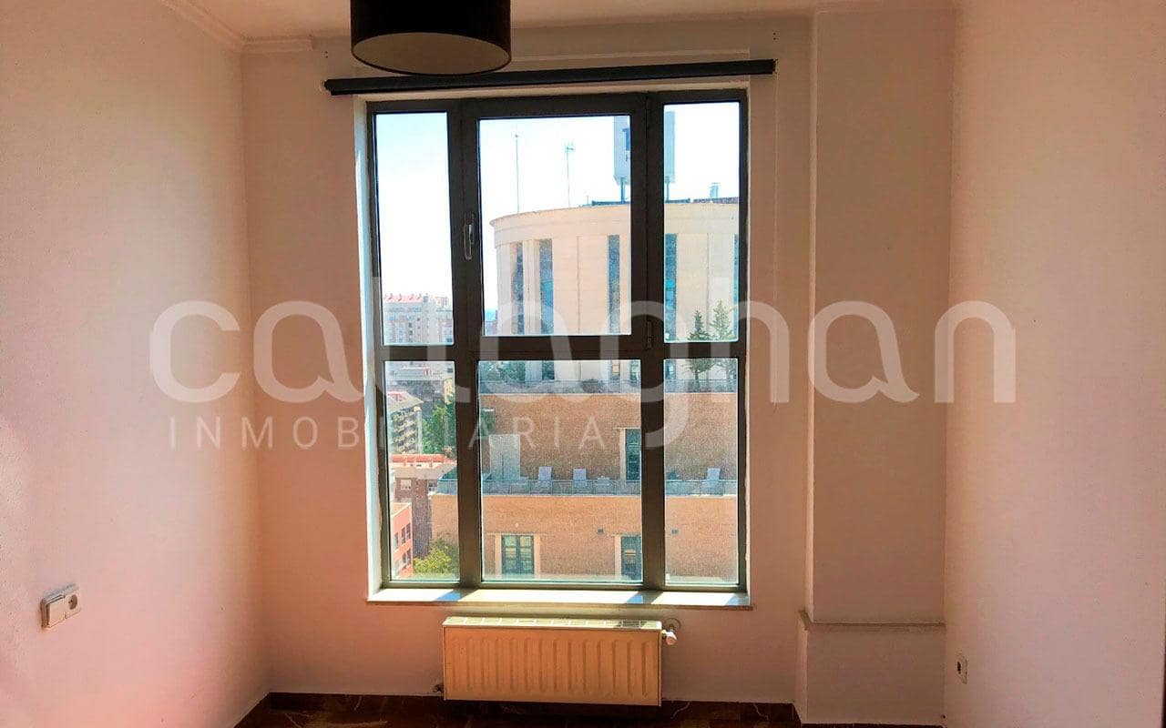 2 soverom Leilighet til salgs i Valencia by med svømmebasseng - € 645 000 (Ref: 9200669)