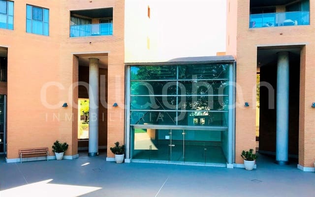 2 soverom Leilighet til salgs i Mont-Olivet, Valencia by med svømmebasseng - € 645 000 (Ref: 9200669)