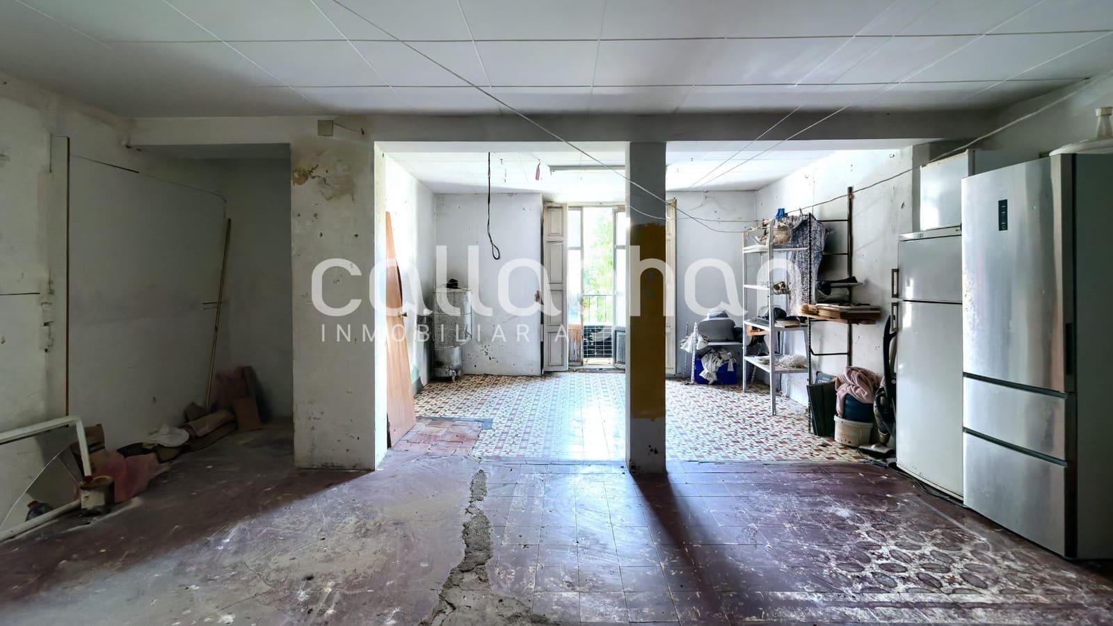 Erhverv til salg i Requena - € 130.000 (Ref: 9215253)