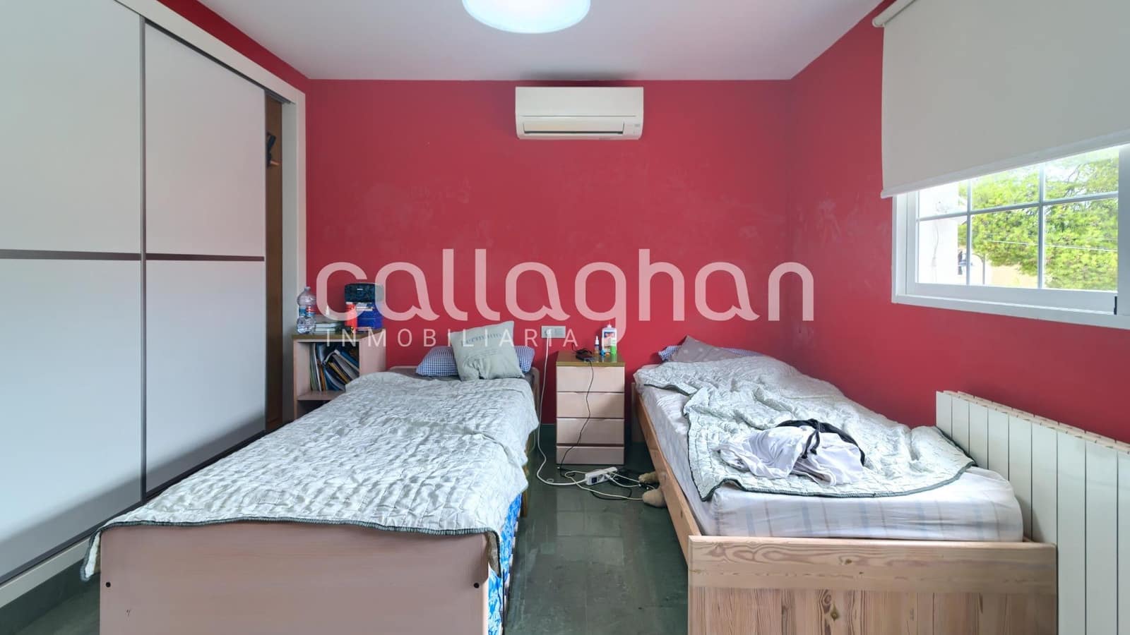 9 chambre Villa/Maison à vendre à Castello de la Plana avec piscine garage - 990 000 € (Ref: 9228743)