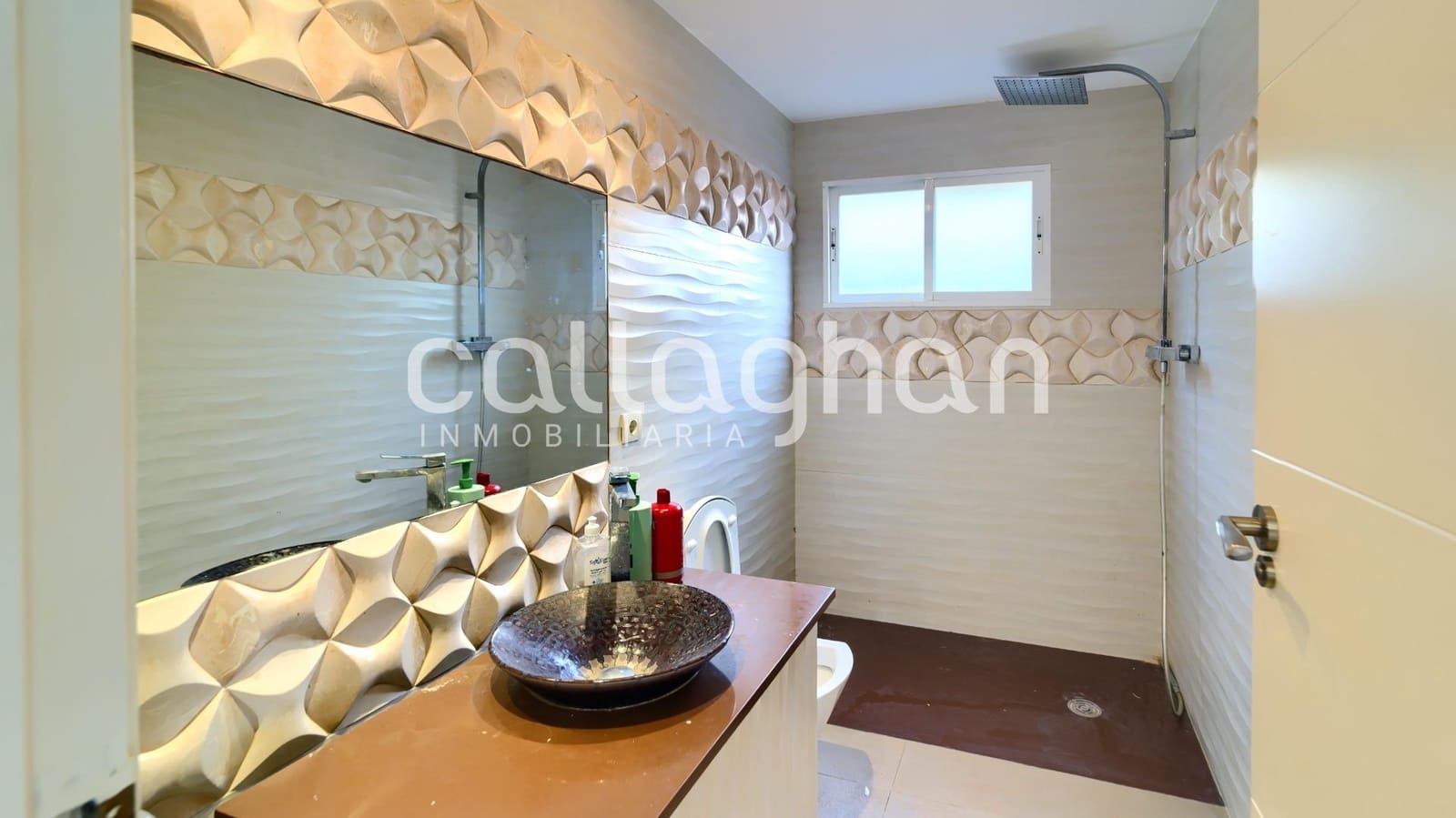 9 camera da letto Villa in vendita in Castello de la Plana con piscina garage - 990.000 € (Rif: 9228743)