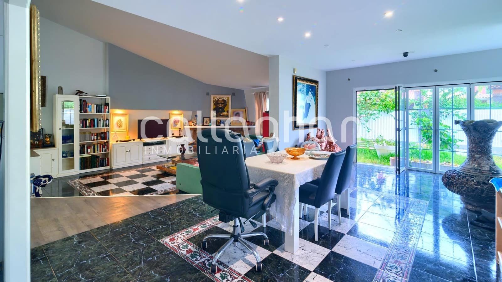 9 Zimmer Villa zu verkaufen in Castello de la Plana mit Pool Garage - 920.000 € (Ref: 9228743)