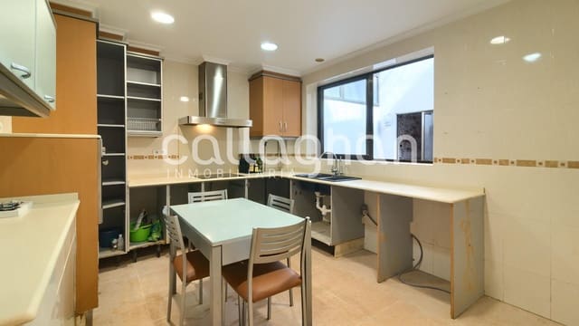 4 chambre Villa/Maison Mitoyenne à vendre à Albal avec garage - 390 000 € (Ref: 9228746)