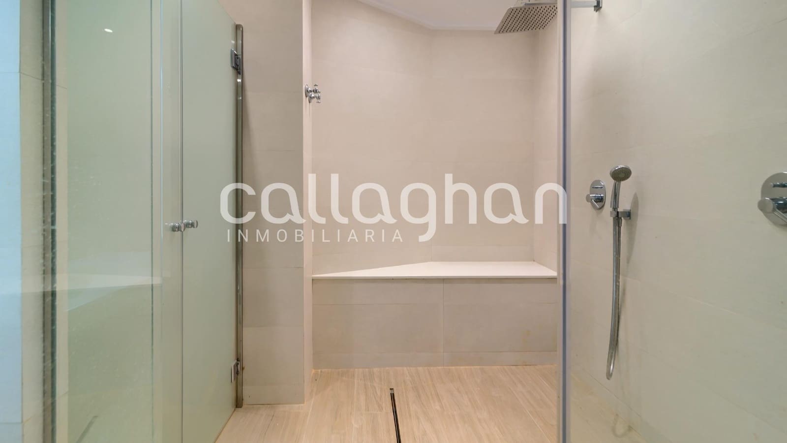 4 slaapkamer Rijtjeshuis te koop in Albal met garage - € 390.000 (Ref: 9228746)