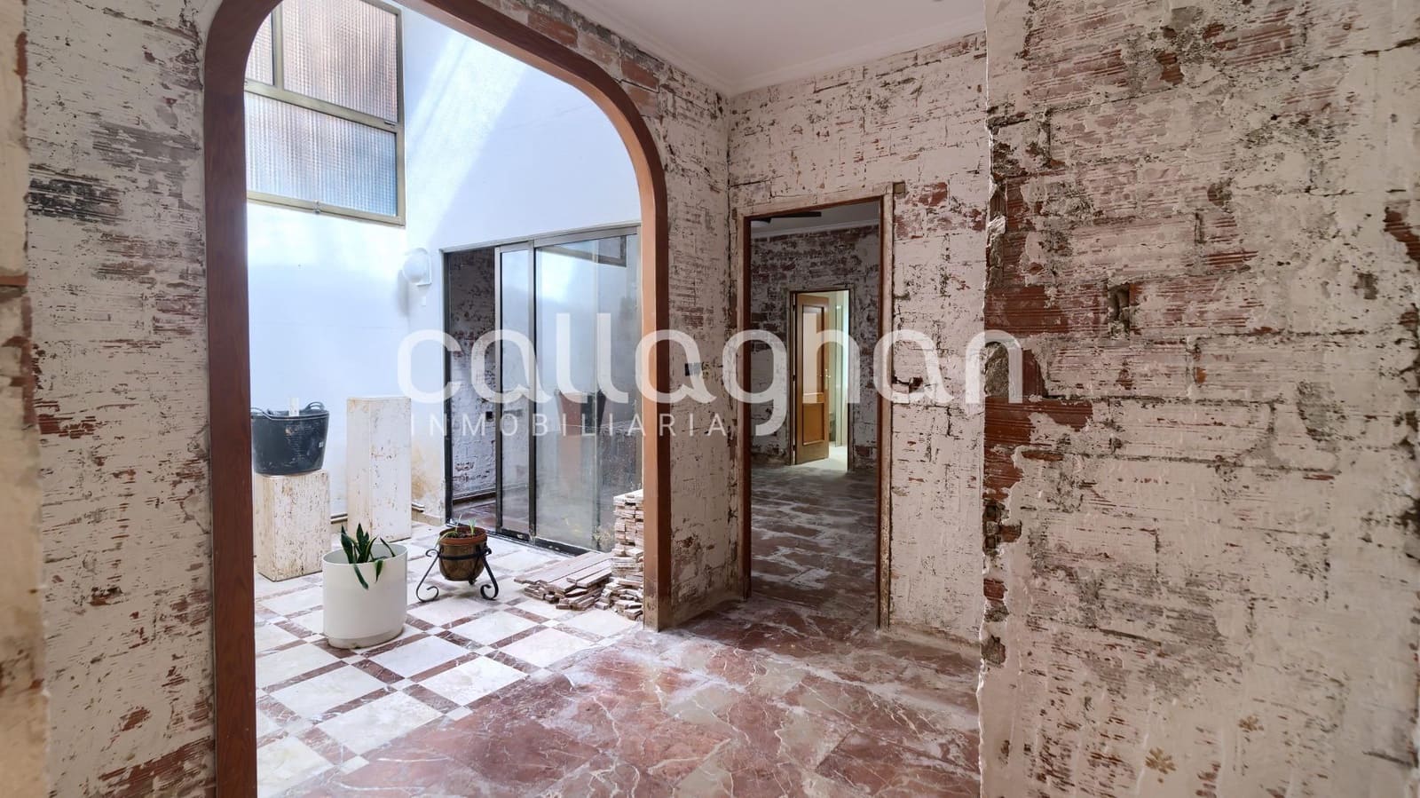 4 slaapkamer Rijtjeshuis te koop in Albal met garage - € 390.000 (Ref: 9228746)