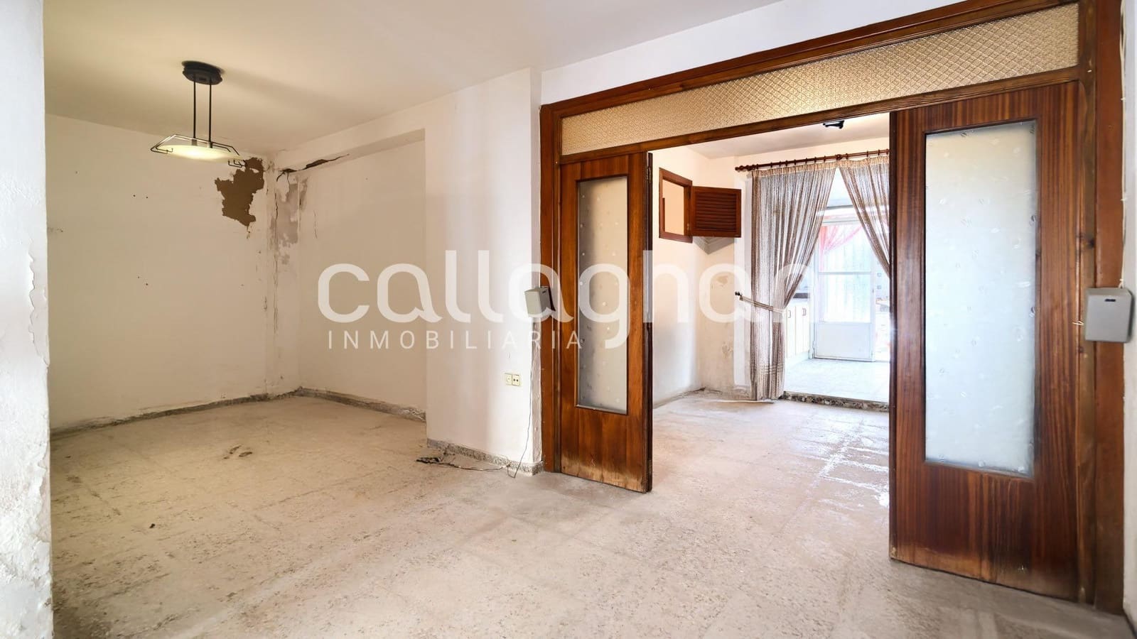 6 soverom Hus til salgs i Genoves - € 65 000 (Ref: 9243233)