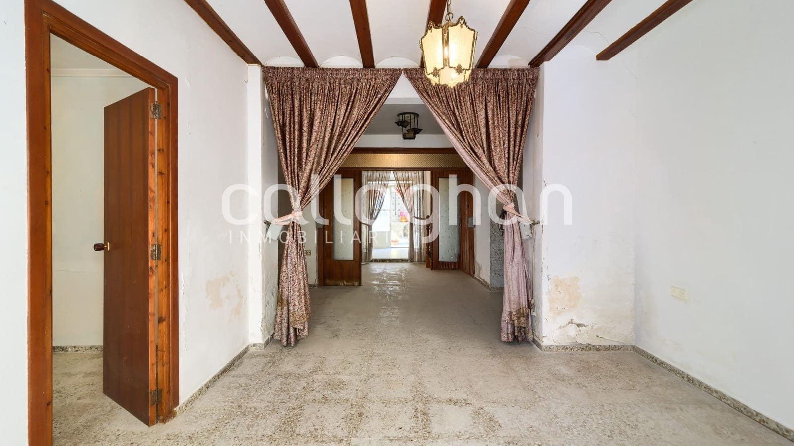 6 soverom Hus til salgs i Genoves - € 65 000 (Ref: 9243233)