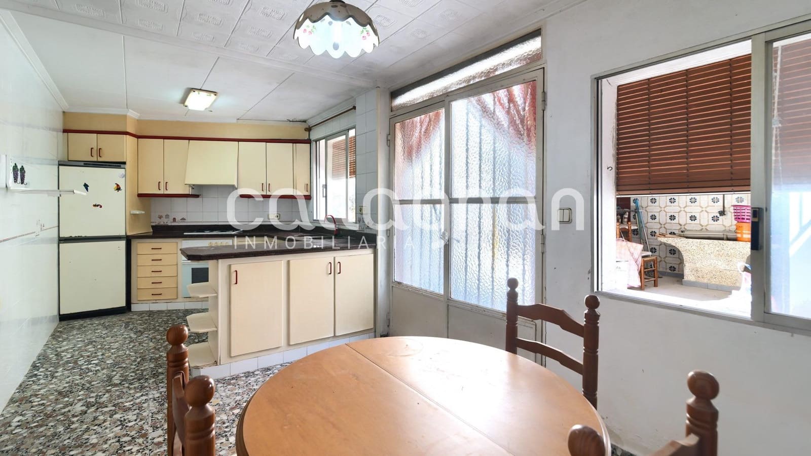 6 soverom Hus til salgs i Genoves - € 65 000 (Ref: 9243233)