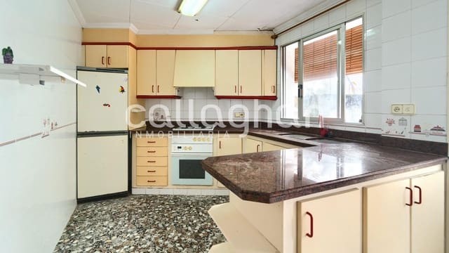 6 soverom Hus til salgs i Genovés - € 65 000 (Ref: 9243233)