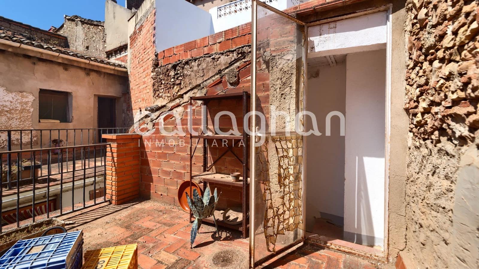 6 soverom Hus til salgs i Genoves - € 65 000 (Ref: 9243233)