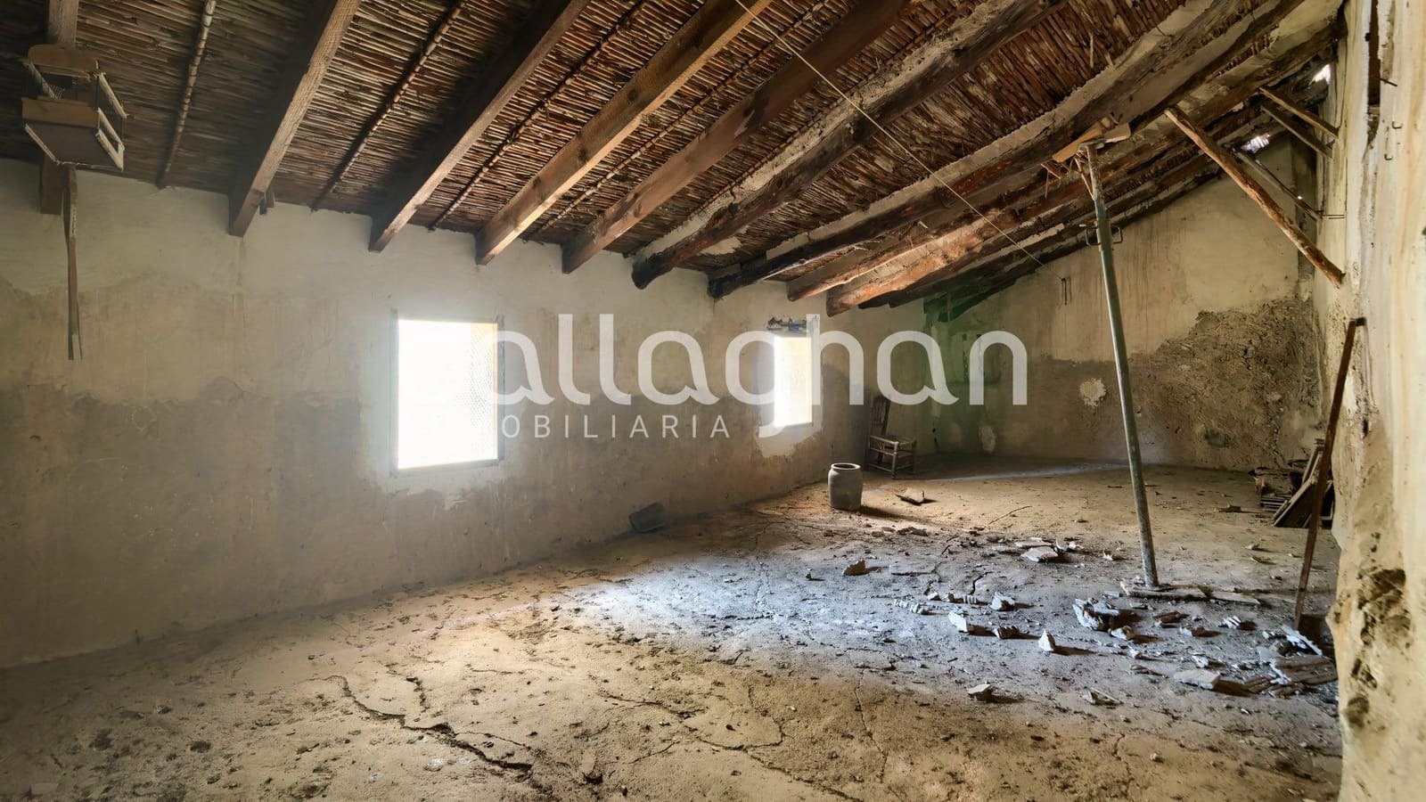 6 soverom Hus til salgs i Genoves - € 65 000 (Ref: 9243233)