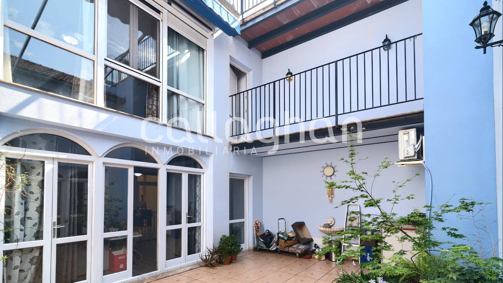 5 slaapkamer Rijtjeshuis te koop in Alzira - € 525.000 (Ref: 9247109)