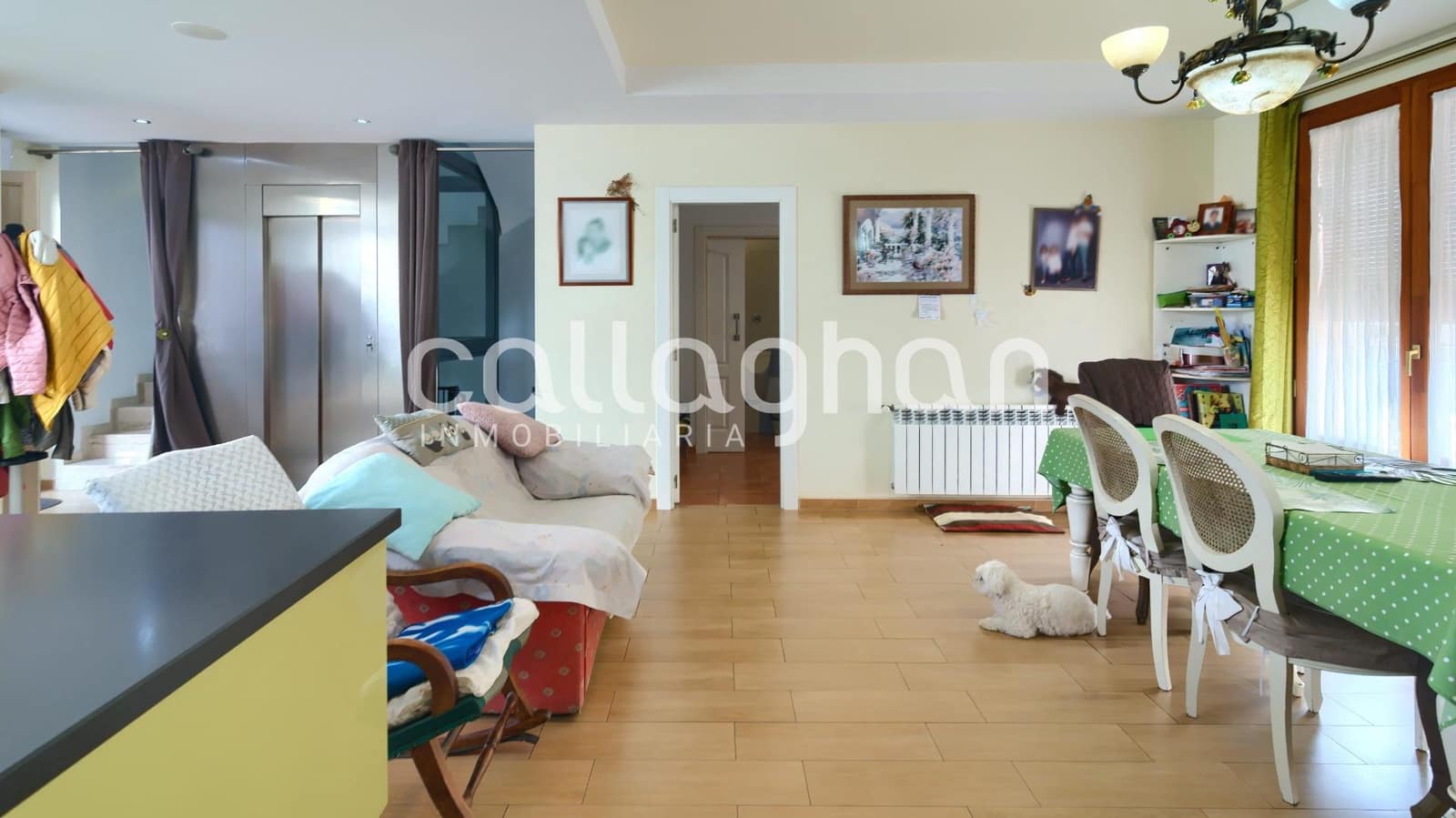 5 slaapkamer Rijtjeshuis te koop in Alzira - € 525.000 (Ref: 9247109)