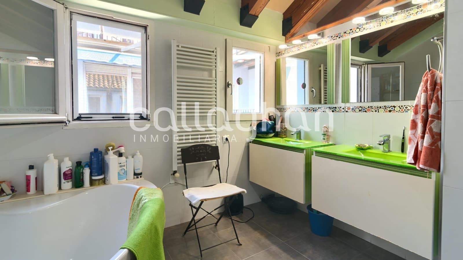 5 slaapkamer Rijtjeshuis te koop in Alzira - € 525.000 (Ref: 9247109)