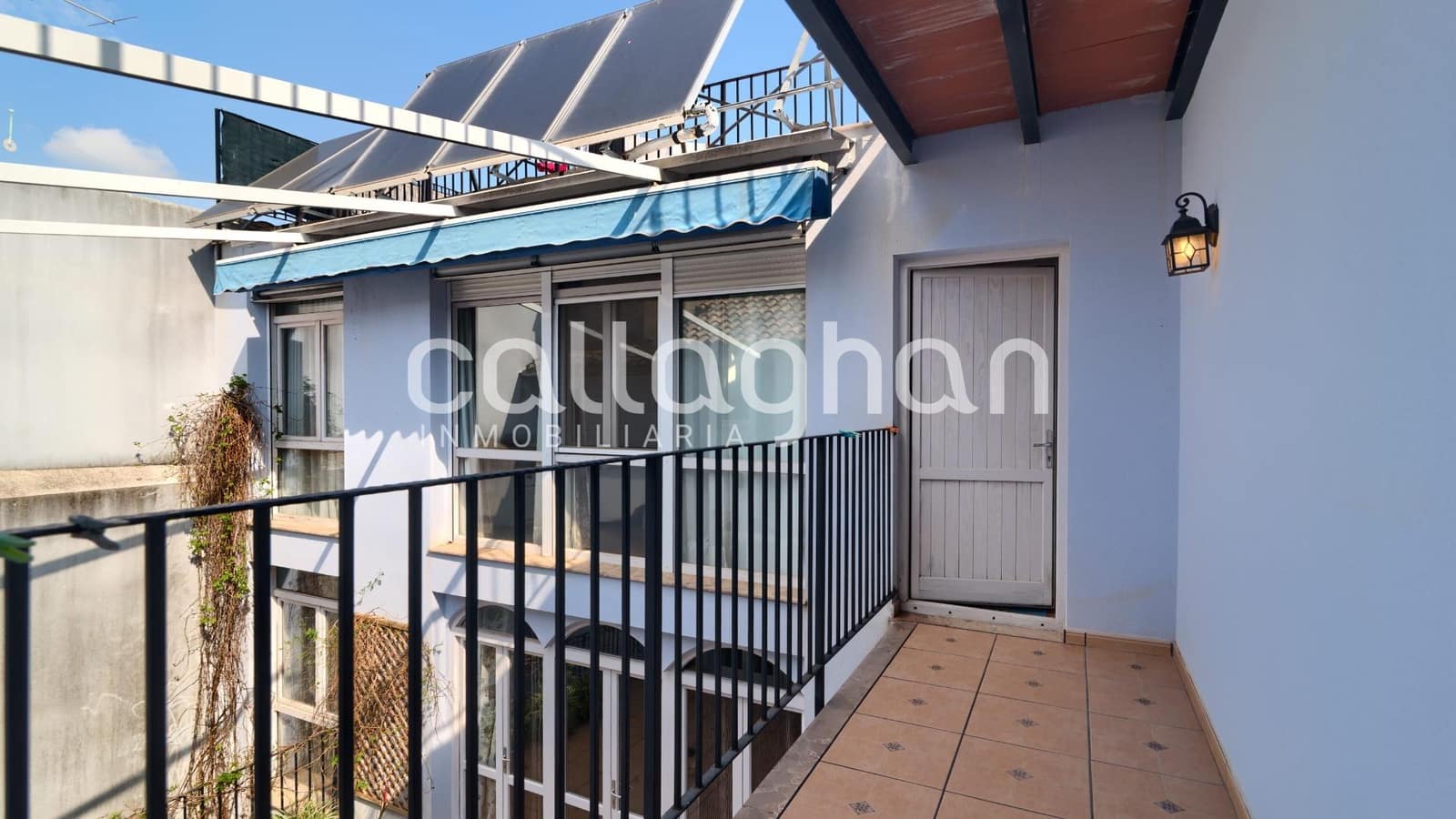 5 slaapkamer Rijtjeshuis te koop in Alzira - € 525.000 (Ref: 9247109)