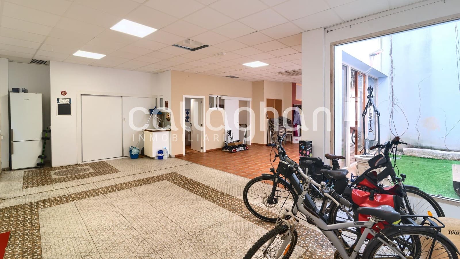5 slaapkamer Rijtjeshuis te koop in Alzira - € 525.000 (Ref: 9247109)