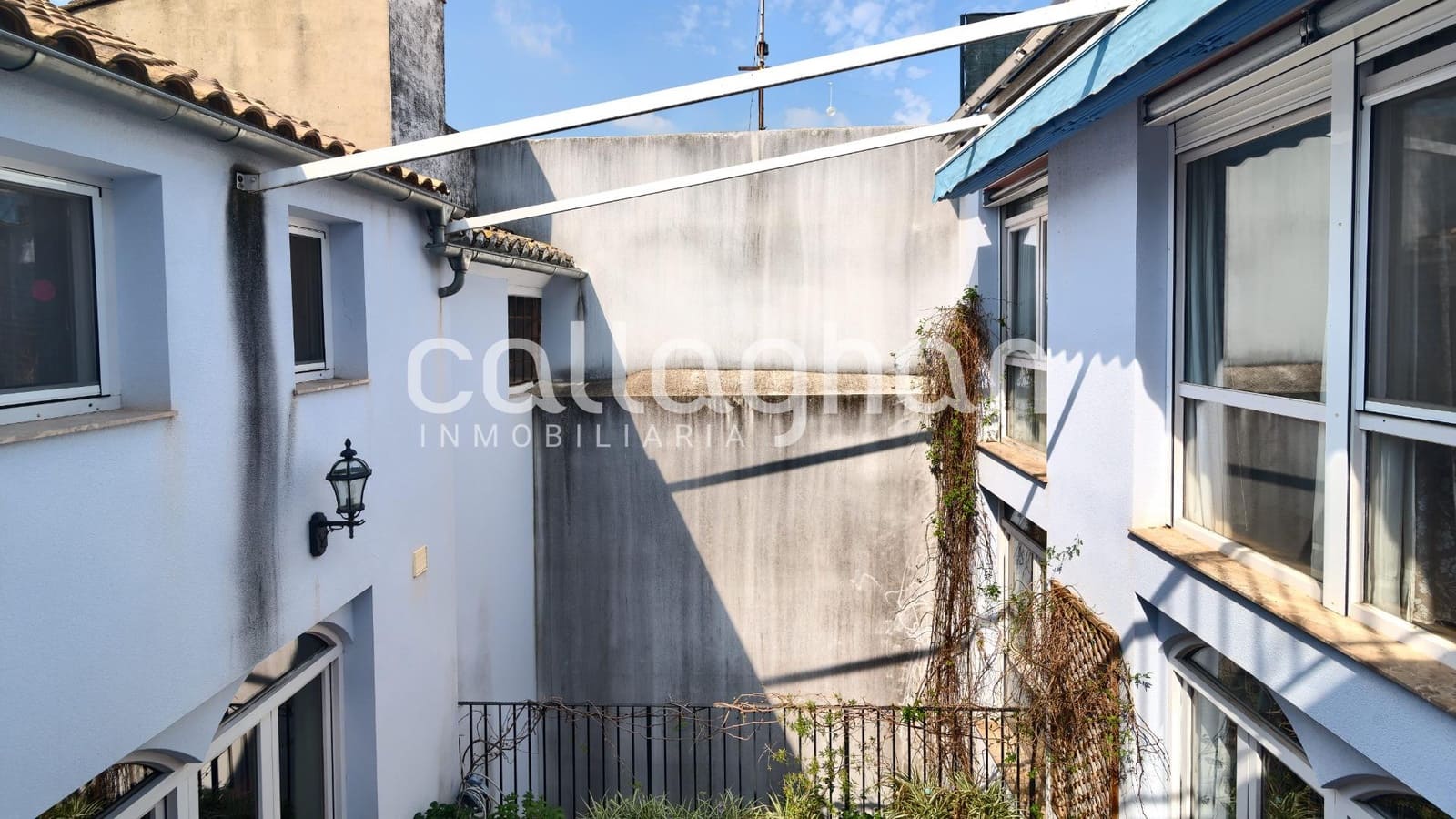 5 slaapkamer Rijtjeshuis te koop in Alzira - € 525.000 (Ref: 9247109)