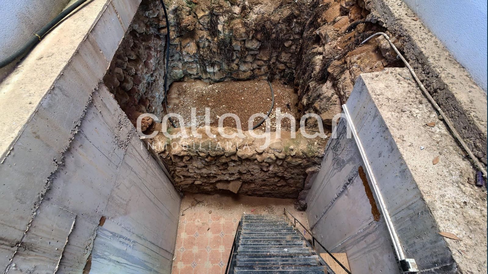 5 slaapkamer Rijtjeshuis te koop in Alzira - € 525.000 (Ref: 9247109)