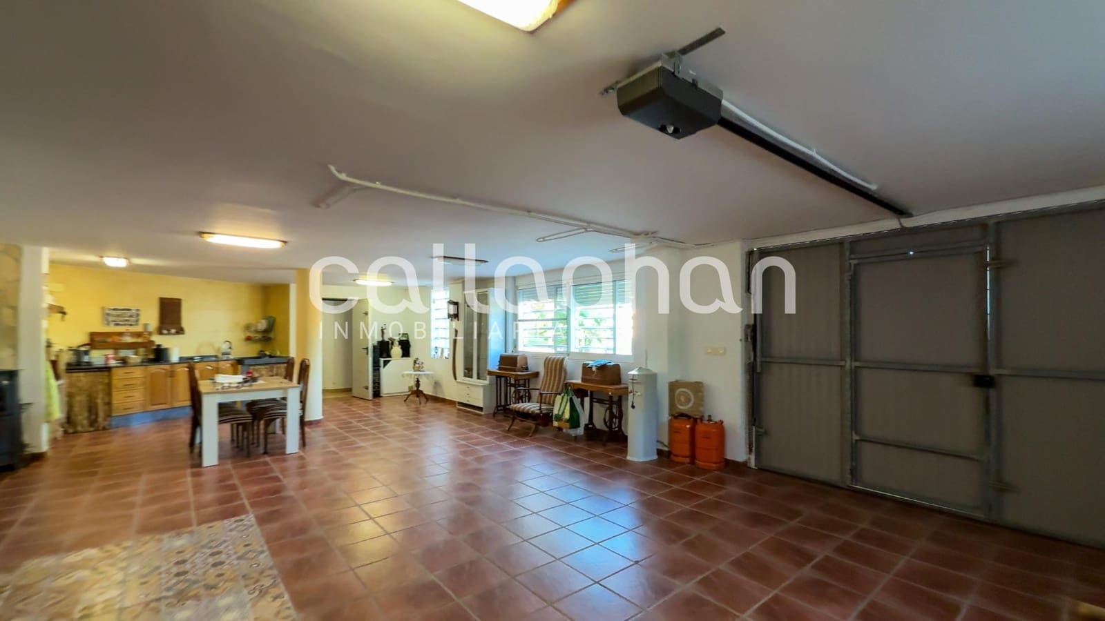 4 soveværelse Villa til salg i Alberic med swimmingpool garage - € 525.000 (Ref: 9252272)