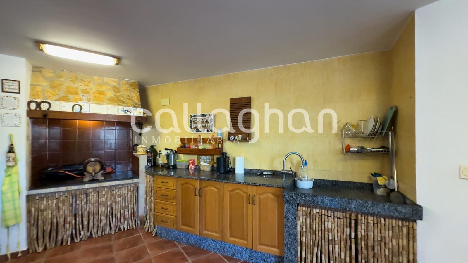 4 soveværelse Villa til salg i Alberic med swimmingpool garage - € 525.000 (Ref: 9252272)