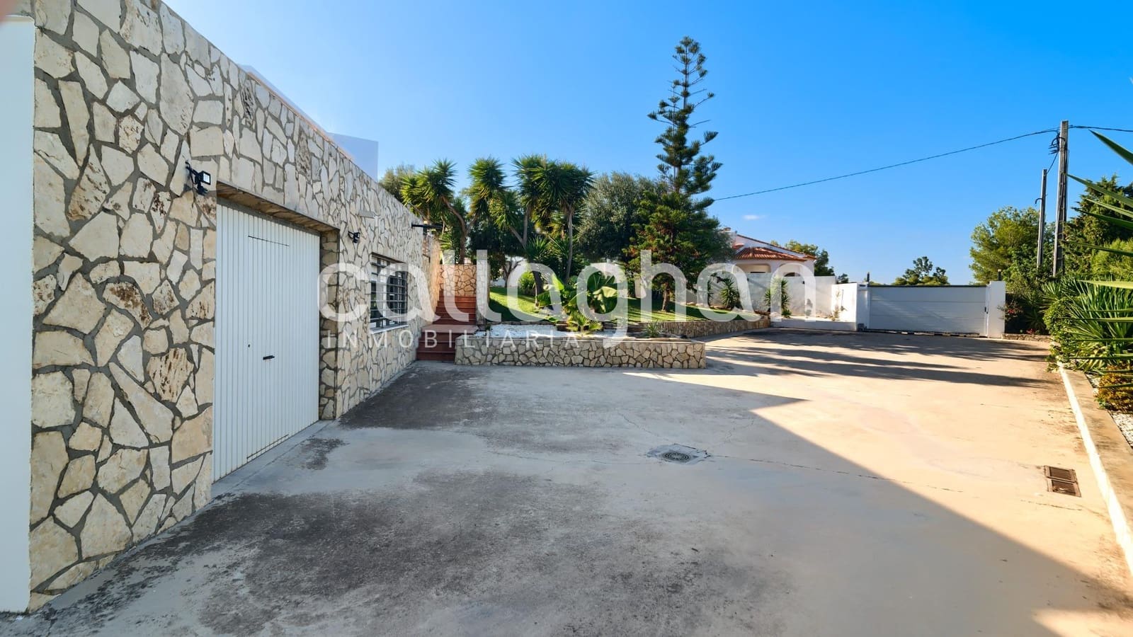 4 soveværelse Villa til salg i Alberic med swimmingpool garage - € 525.000 (Ref: 9252272)